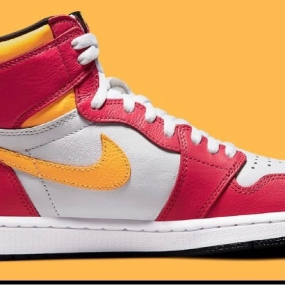 Air Jordan 1 Retro High OG Light Fusion Red🆕 - Picture 5 of 8